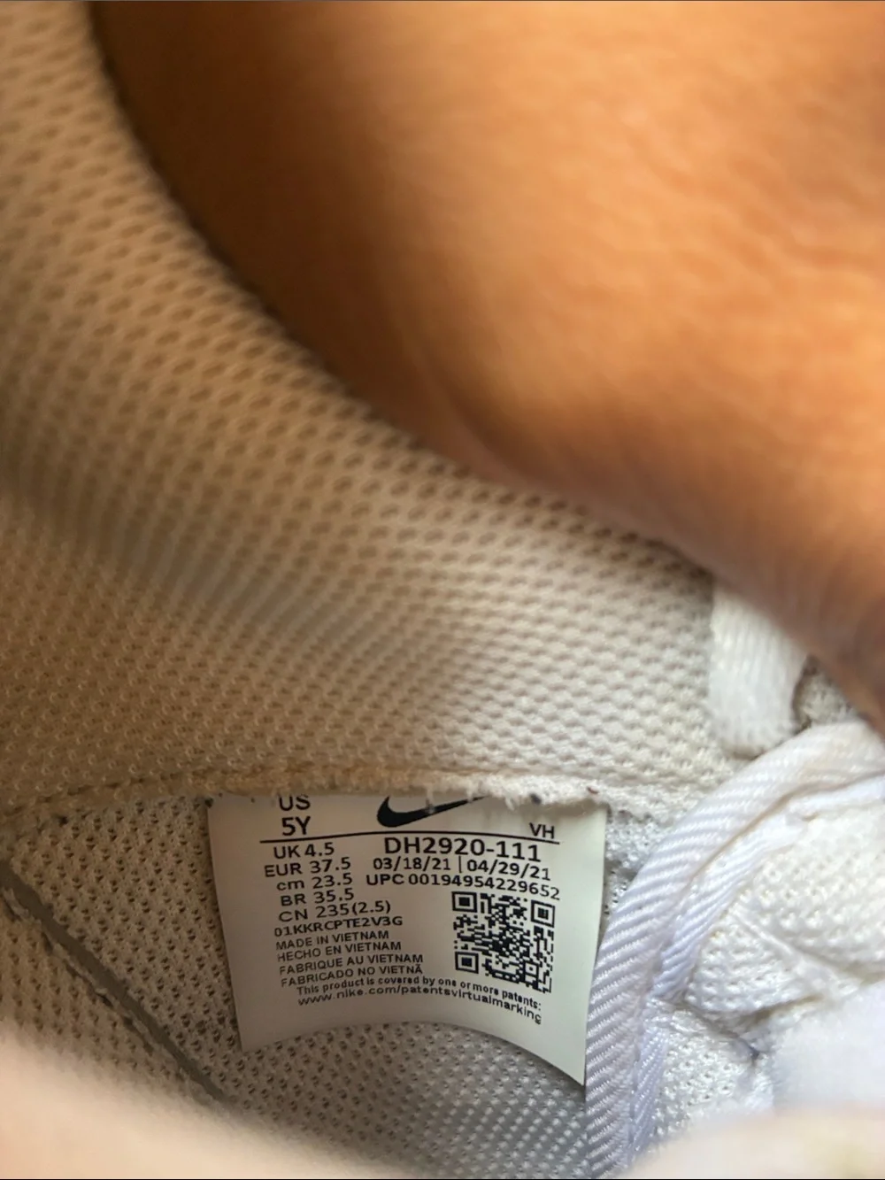 Nike White Low-Top Leather Sneakers